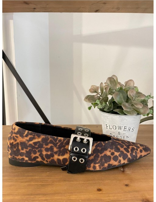 ZAPATO LEOPARDO CORINA.