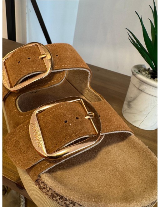 SANDALIA CONFORT PLATAF CUERO 2