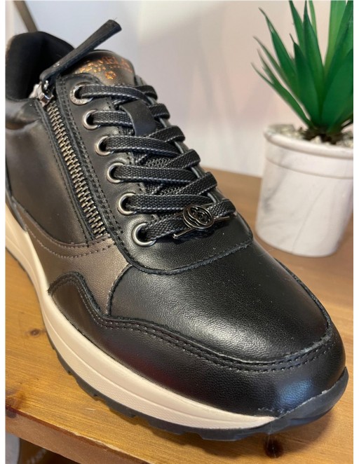 ZAPATILLA PIEL CARMELA NEGRO 2