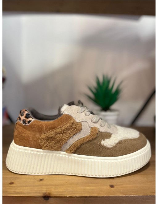 DEPORTIVO PELO TAUPE