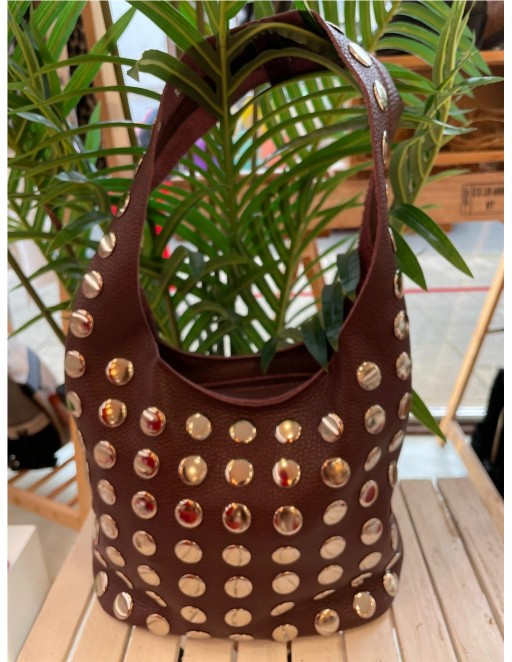 BOLSO TACHUELAS GRANATE