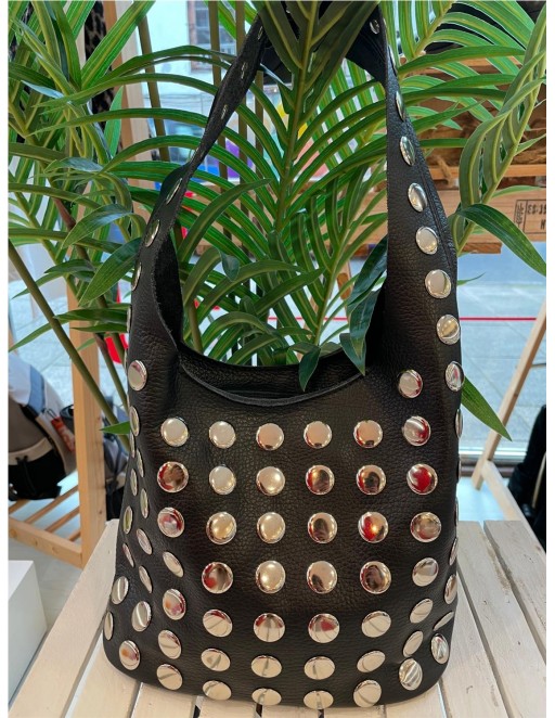 BOLSO TACHUELAS NEGRO