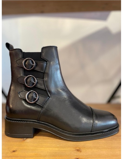 BOTIN HEBILLAS PIEL