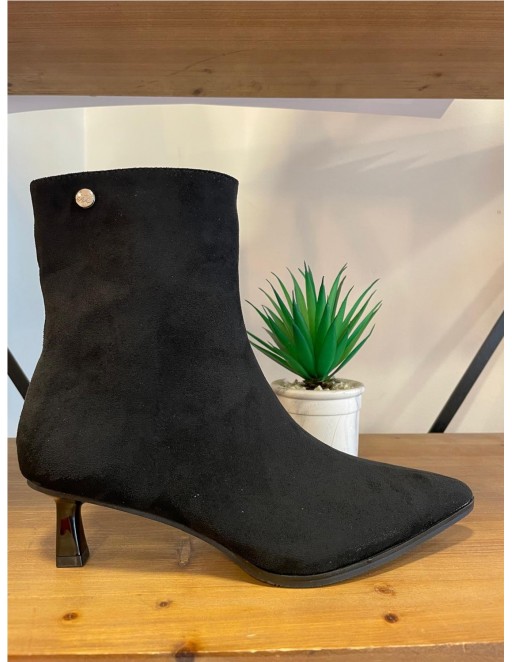 BOTIN ISTERIA NEGRO