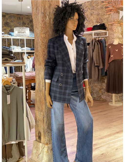 AMERICANA OLIVER MIMI MUA