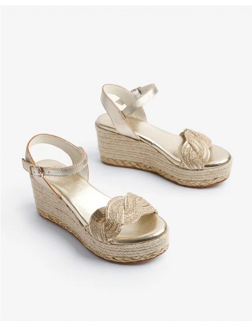 CUÑA POPA GARUA YUTE