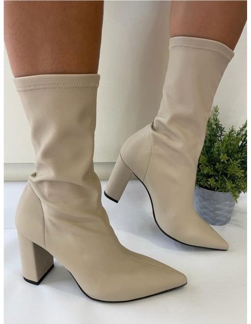 BOTIN DANIELA VEGA