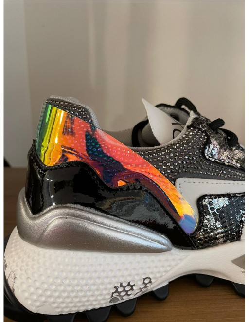SNEACKERS EXE 2